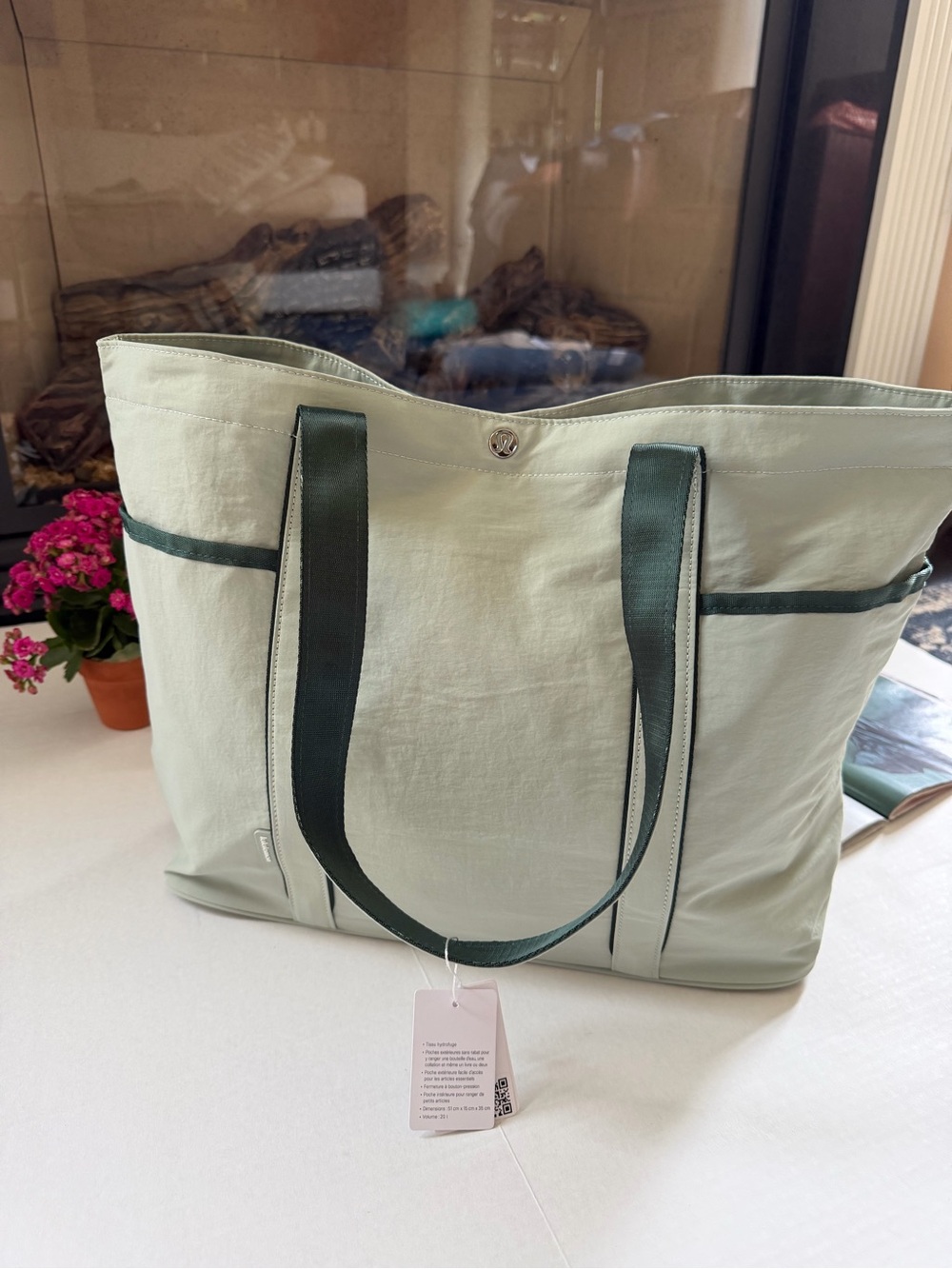 New Lululemon Daily Multi-Pocket Tote Bag 20L